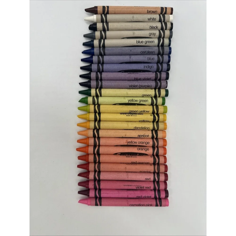 Vintage 1999 Crayola 24 Pack Crayons Binney & Smith Complete With Box USA